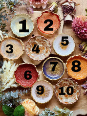 Bunte handgemachte Schmuckschalen aus Resin mit goldenen Details, vielseitige Dekoration und Geschenkidee, ca. 11 cm Durchmesser