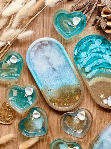Schmuckschalen aus Resin in Blau mit Muscheln