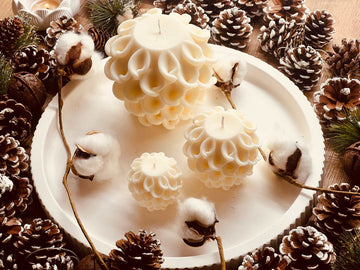 Sculpture candles in Crazy Pinecone design