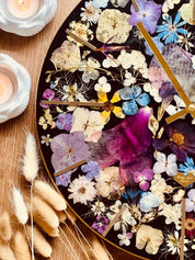 Resin Uhr mit getrockneten bunten Blumen und Hortensien handgefertigt, 35cm Durchmesser