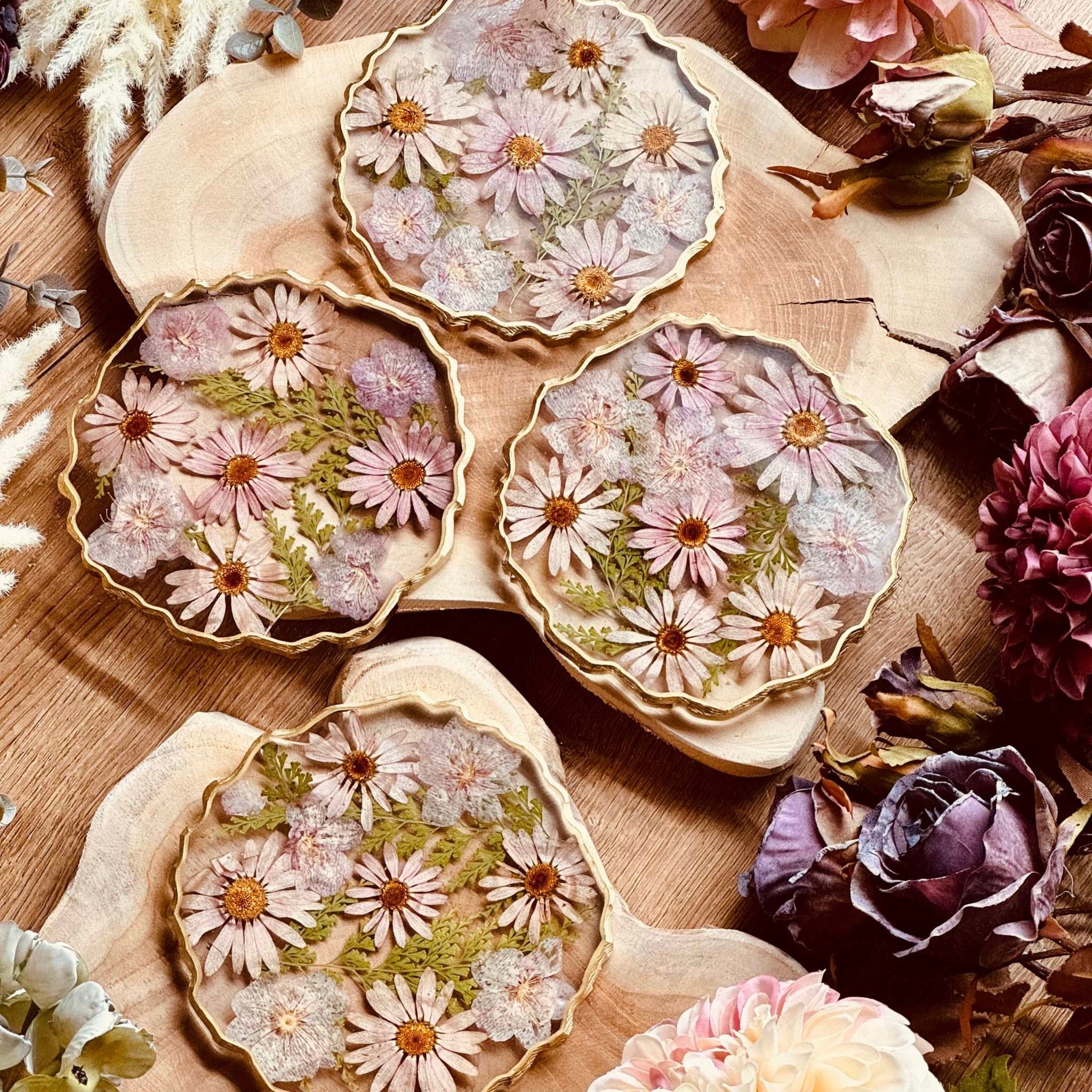 Brautstrauß konservieren als Untersetzer aus Epoxidharz