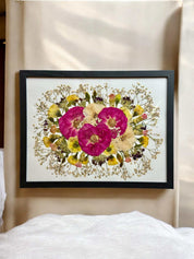 Brautstrauß konservieren im Bilderrahmen in 40 x 50 cm mit zartem, romantischem Stil