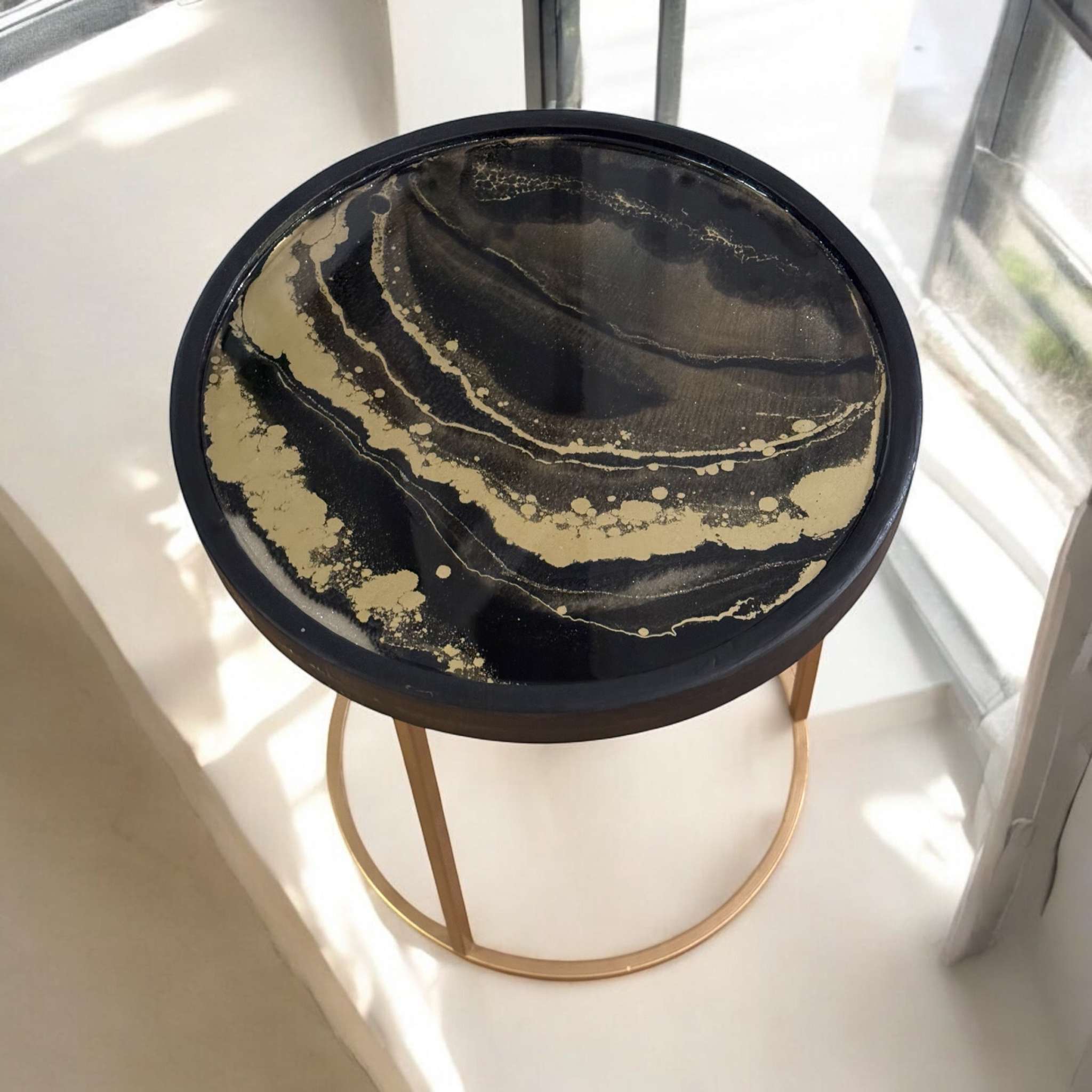 , hitzebeständig bis 90 Grad, einzigartiges Schwarz-Gold-Design, ideal für stilvolle Wohnräume.