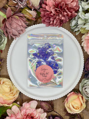 Handgetrocknete, naturbelassene Blumen und Blüten, ideal für Resin Art, Bastelprojekte oder Dekoration. Lebendige Farben für kreative Anwendungen in Kunst und Design. Sorgfältig getrocknete Blüten in strahlenden Farben.

Naturgetrocknete Blüten in authentischen Farben, handverlesen und ideal für kreative Projekte, von Resin Art bis hin zu Dekorationen. Selbstgetrocknete Blüten für kreative Projekte und Resin Art. Perfekt für DIY-Kunstwerke und Dekorationen.

Traumhafte, selbstgetrocknete Blüten für kreative