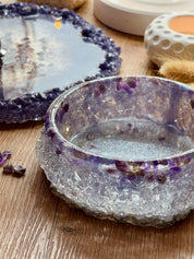 Etagere und Schale mit glitzernder Diamant-Oberfläche und Amethysten, handgefertigtes Deko Set.