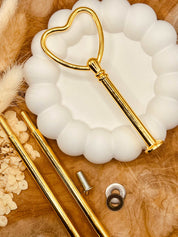 Etagerenstange “Heart” in glänzendem Gold, stilvoll und stabil