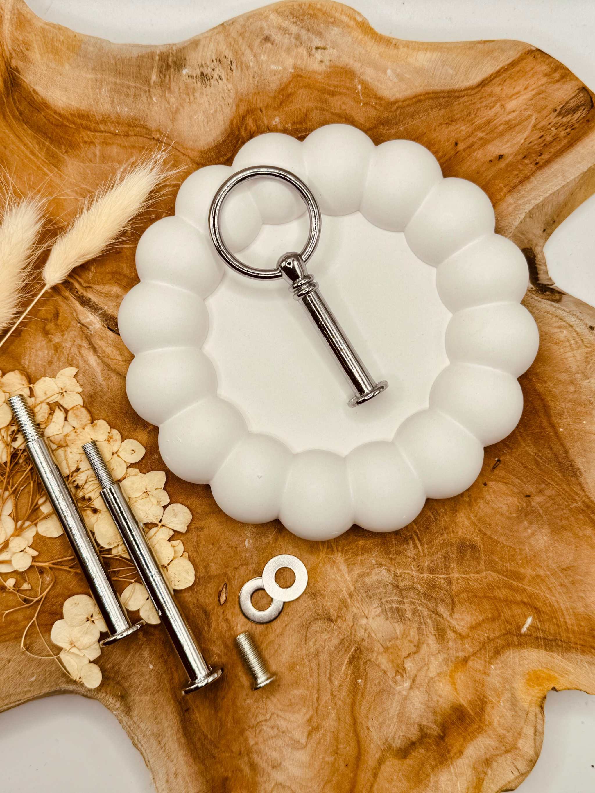 Etagerenstange “The Mini Ring” in glänzendem Silber, stilvoll und stabil -Hochwertige silberne Etagerenstange für DIY-Etagerenprojekte -Silberne Etagerenstange mit matter Oberfläche und klarer Form