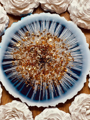 Handgemachtes Tablett aus Resin in Blau mit goldenen Details und ca. 25cm Durchmesser, dekorativ und einzigartig