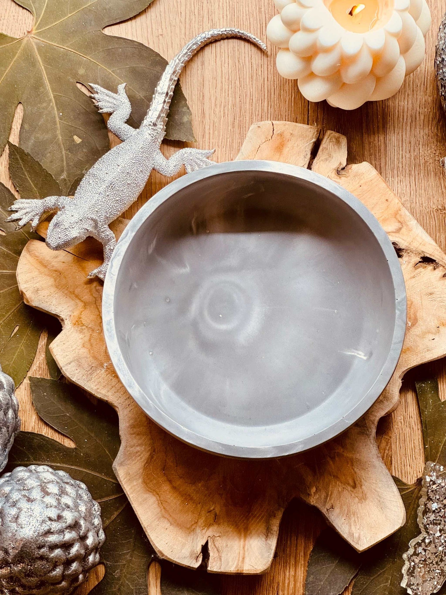 Gießkeramik Schale im Marmor Design - groß und modern