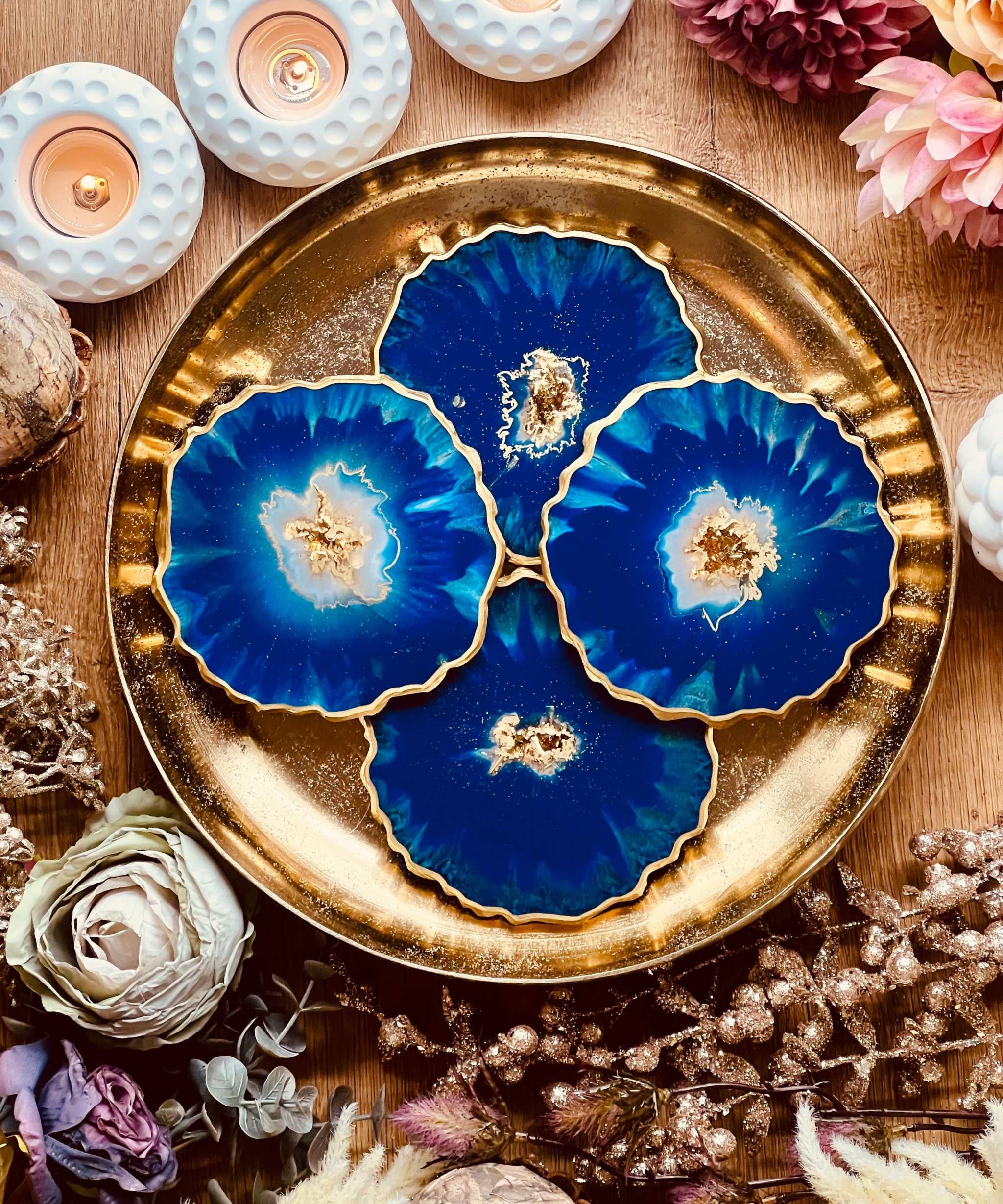Handgemachte Epoxidharz Untersetzer in rund blau mit gold glamoroes