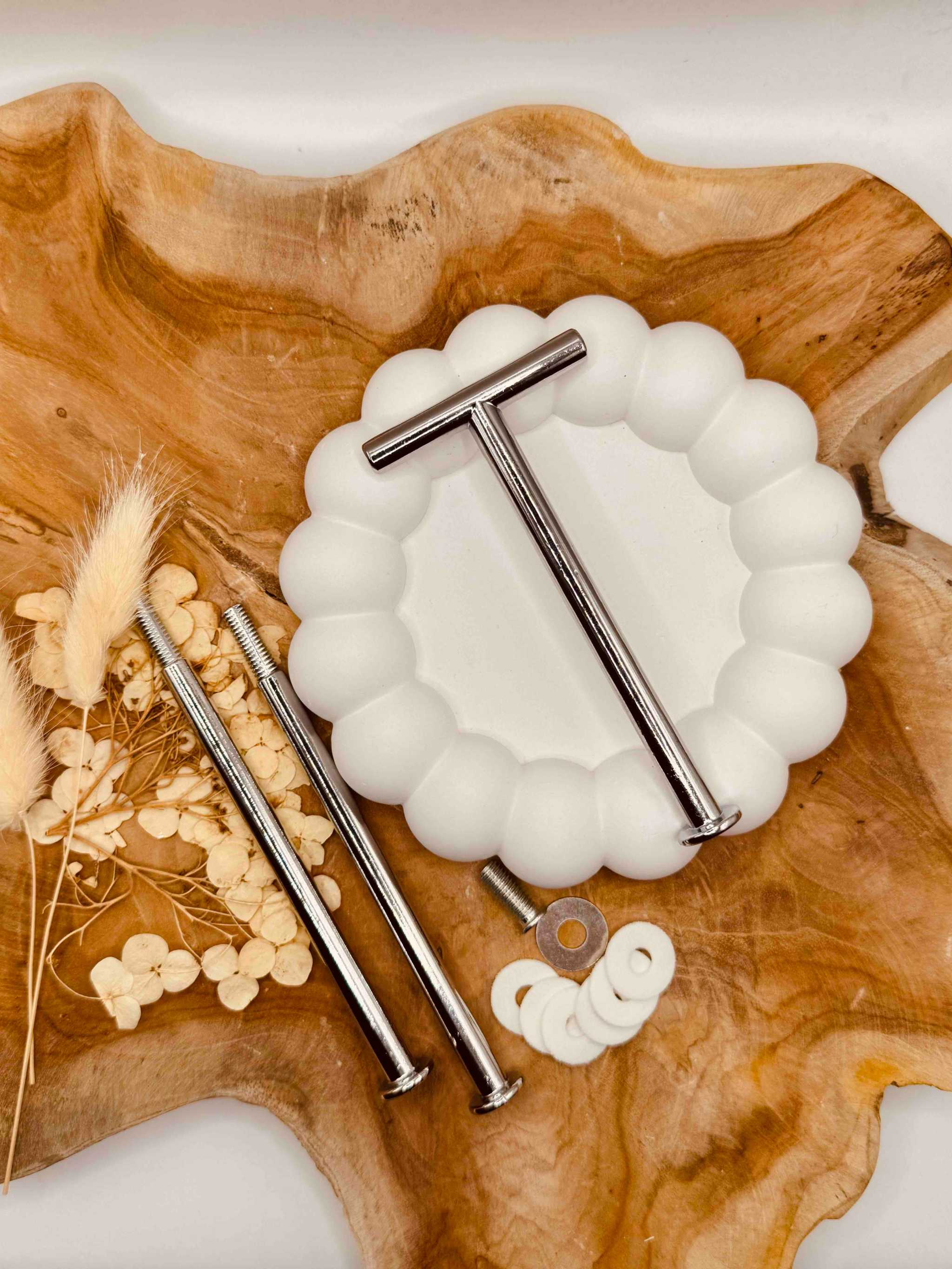 Hochwertige silberne Etagerenstange für DIY-Etagerenprojekte Art Supplies