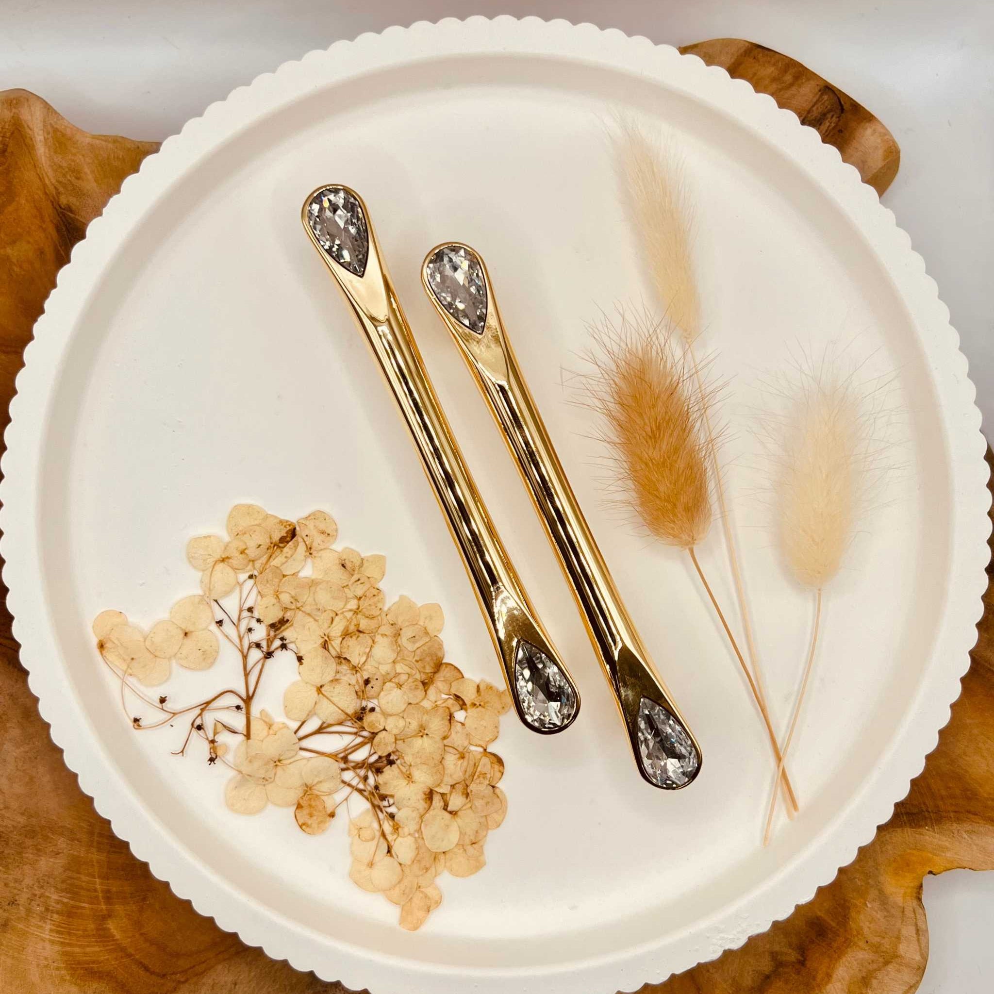 Hochwertiger goldfarbener Tablettgriff im Bling Bling Design für DIY-Projekte und Resin Art.