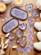 Kreative Dekoration mit echten Blumen – nutze diese handgepressten Lotus Hortensien für Bastelprojekte, Tischdekorationen oder kunstvolle Collagen.

