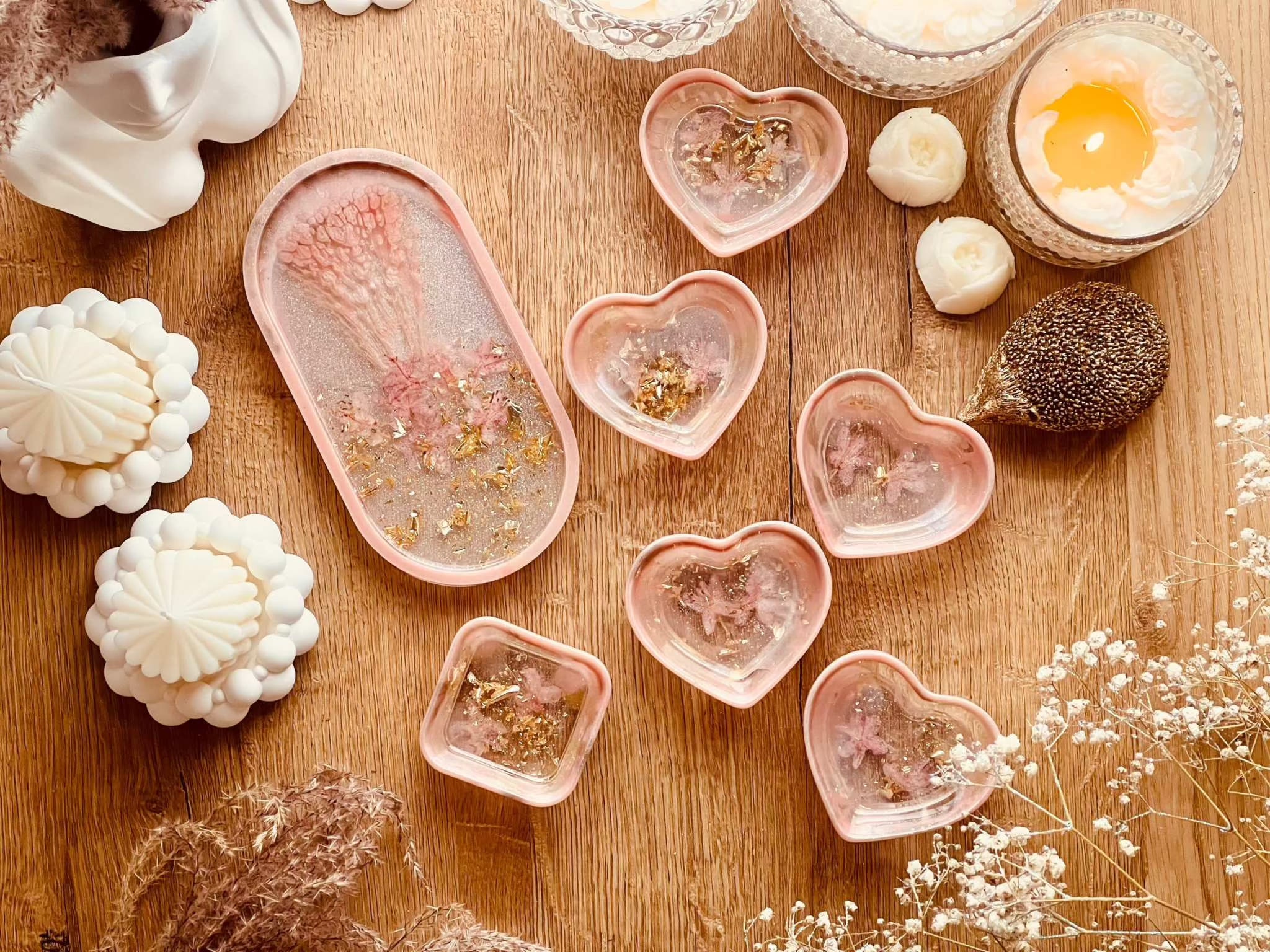 Ideal für DIY-Schmuckschalen aus Resin  – diese getrockneten Blumen sind perfekt für Anhänger, Ringe oder Ohrringe und sorgen für ein natürliches, florales Design.