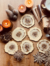 6 coasters made of resin in beige with gold