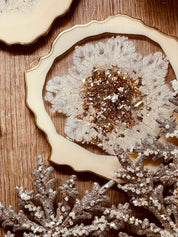 6 Untersetzer aus Resin beige mit goldenen Details handgemacht und einzigartig