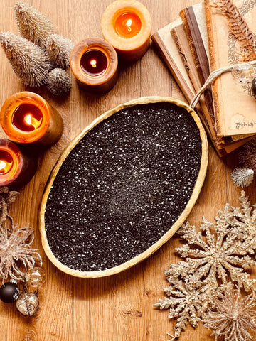 Schale aus Resin in Schwarz mit Gold im Diamantlook