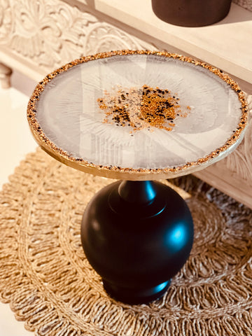 Coffee table or side table in black and white with gold, diameter 33/35cm