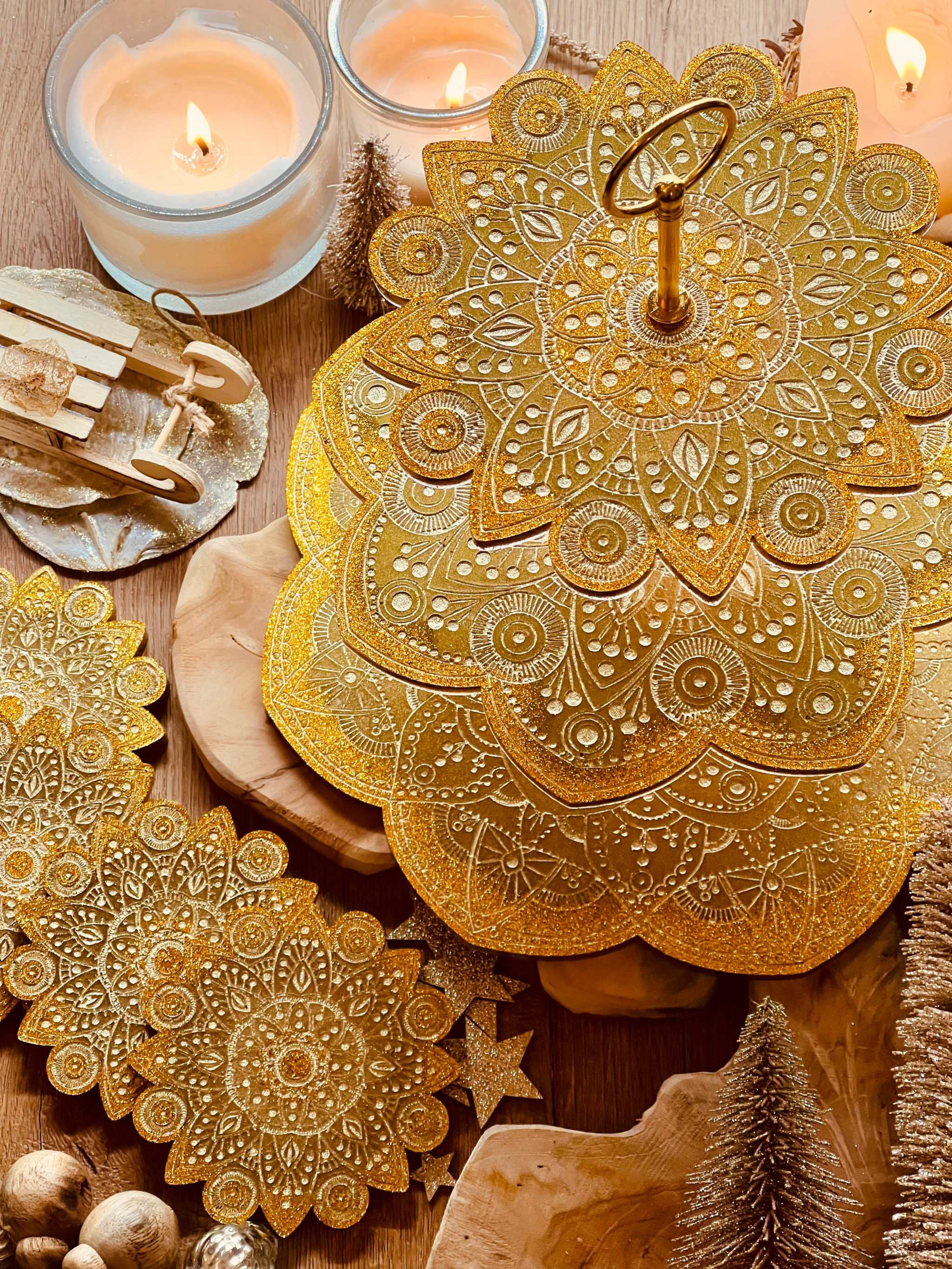 Gold Mandala Etagere and coasters set, resin handmade, unique table decor.