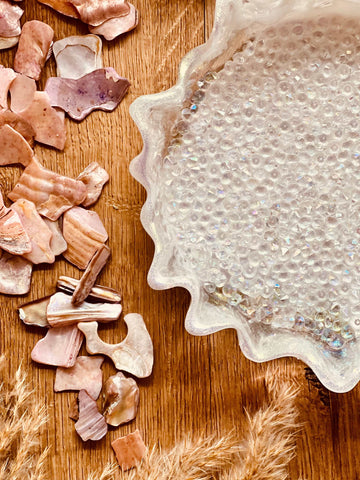 Schale aus Resin in Weiss mit Diamantlook