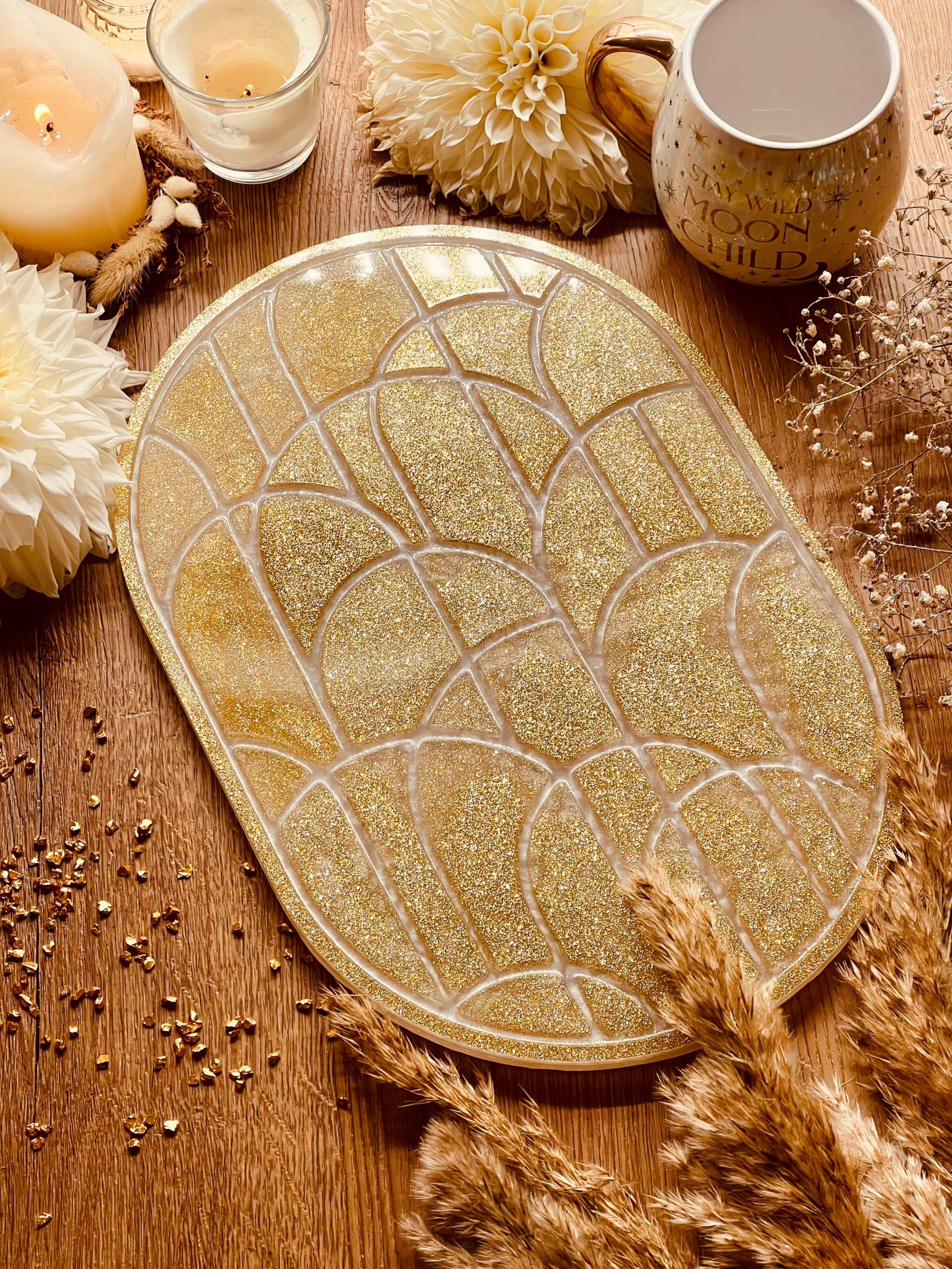 Handgemachtes Tablett aus Resin in Gold und Weiß mit Glitzer, dekorativ und einzigartig, ca. 38x26 cm groß