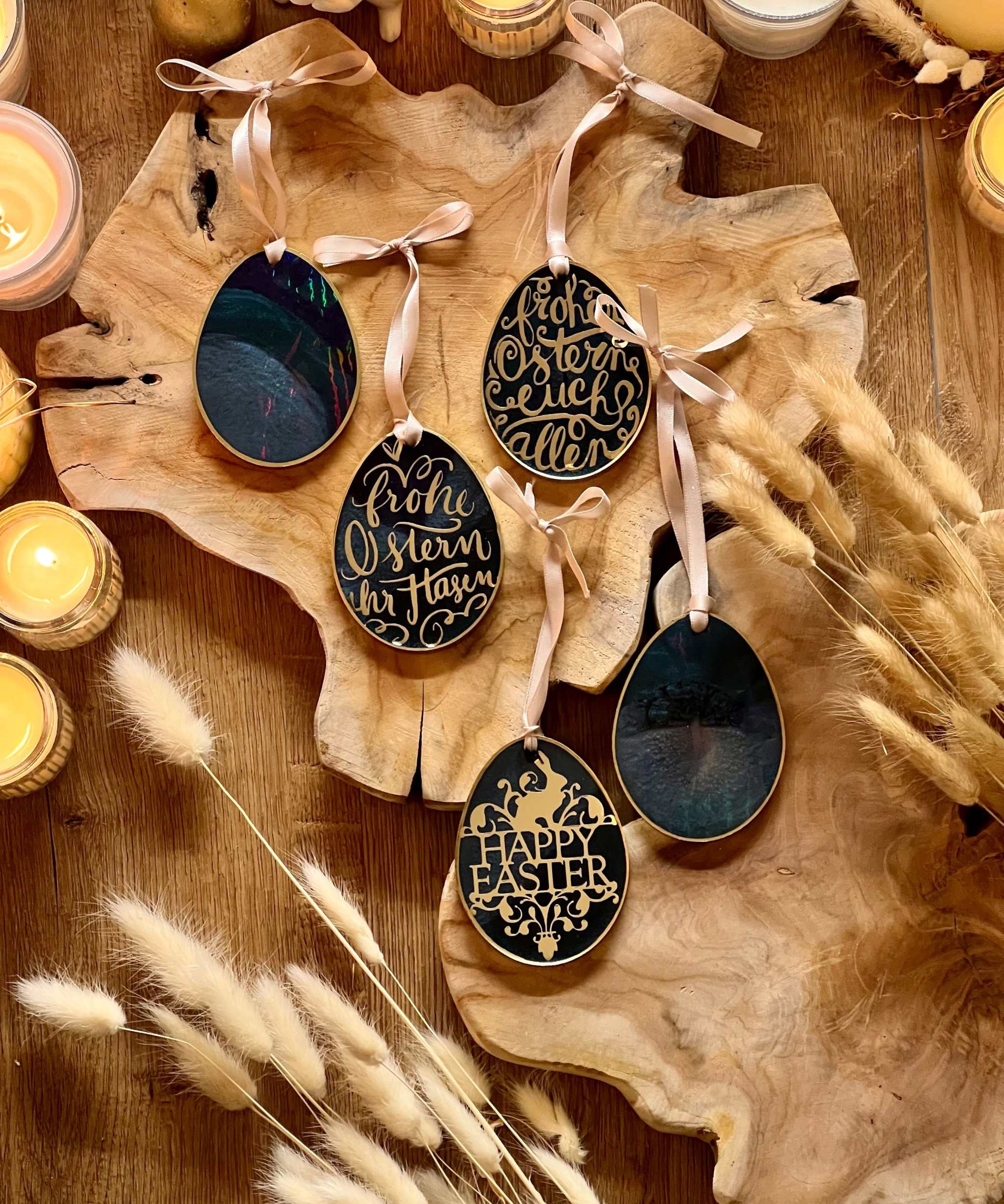 Set aus 5 Ostereiern mit schimmernder holographischer Oberfläche und kunstvollen Line Art Motiven – stilvolle Oster Deko.