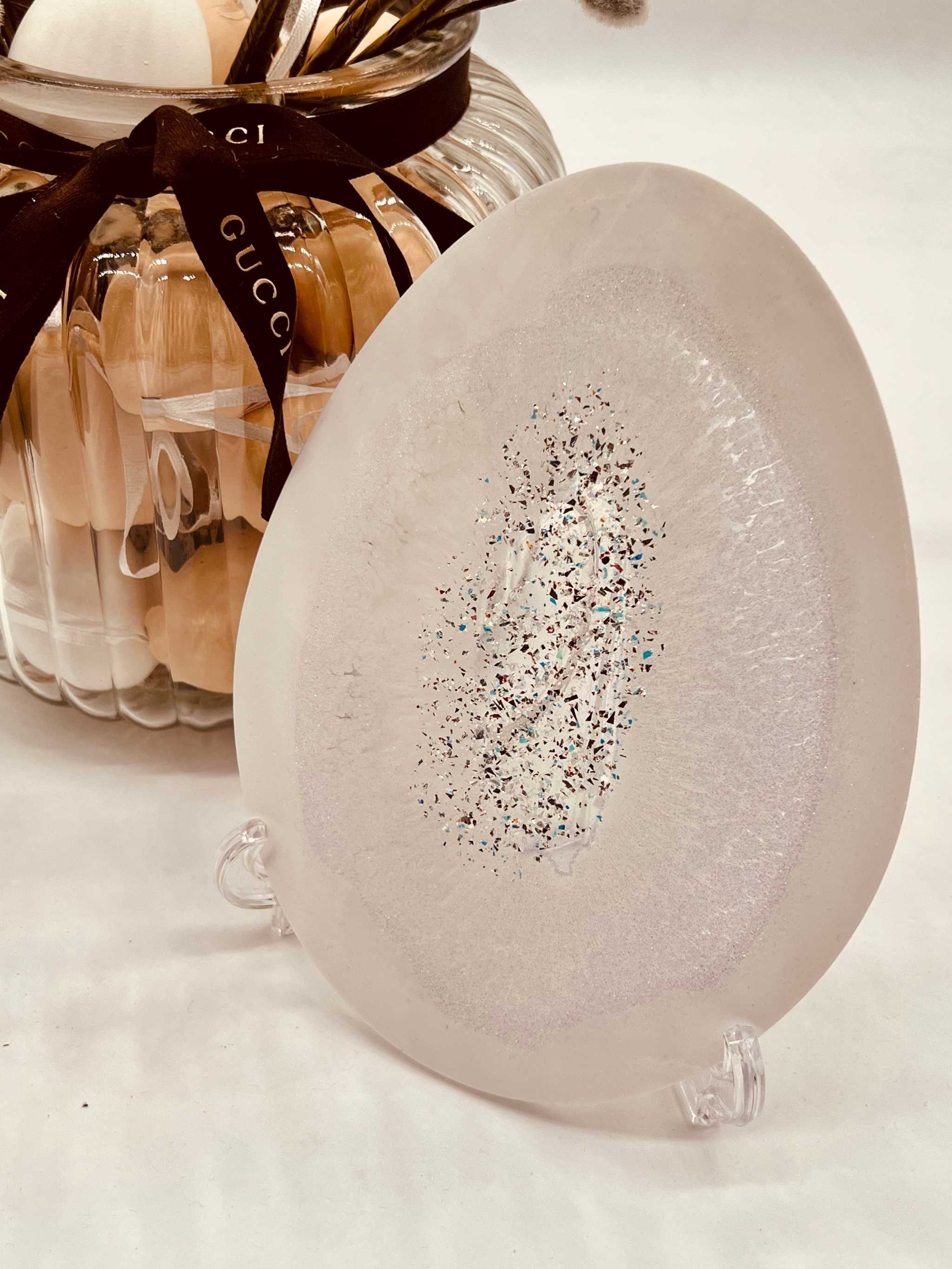 Set aus 6 glänzenden Ostereiern aus Resin mit holographischen Details – luxuriöse Oster Deko für den Osterstrauch oder den festlichen Tisch.