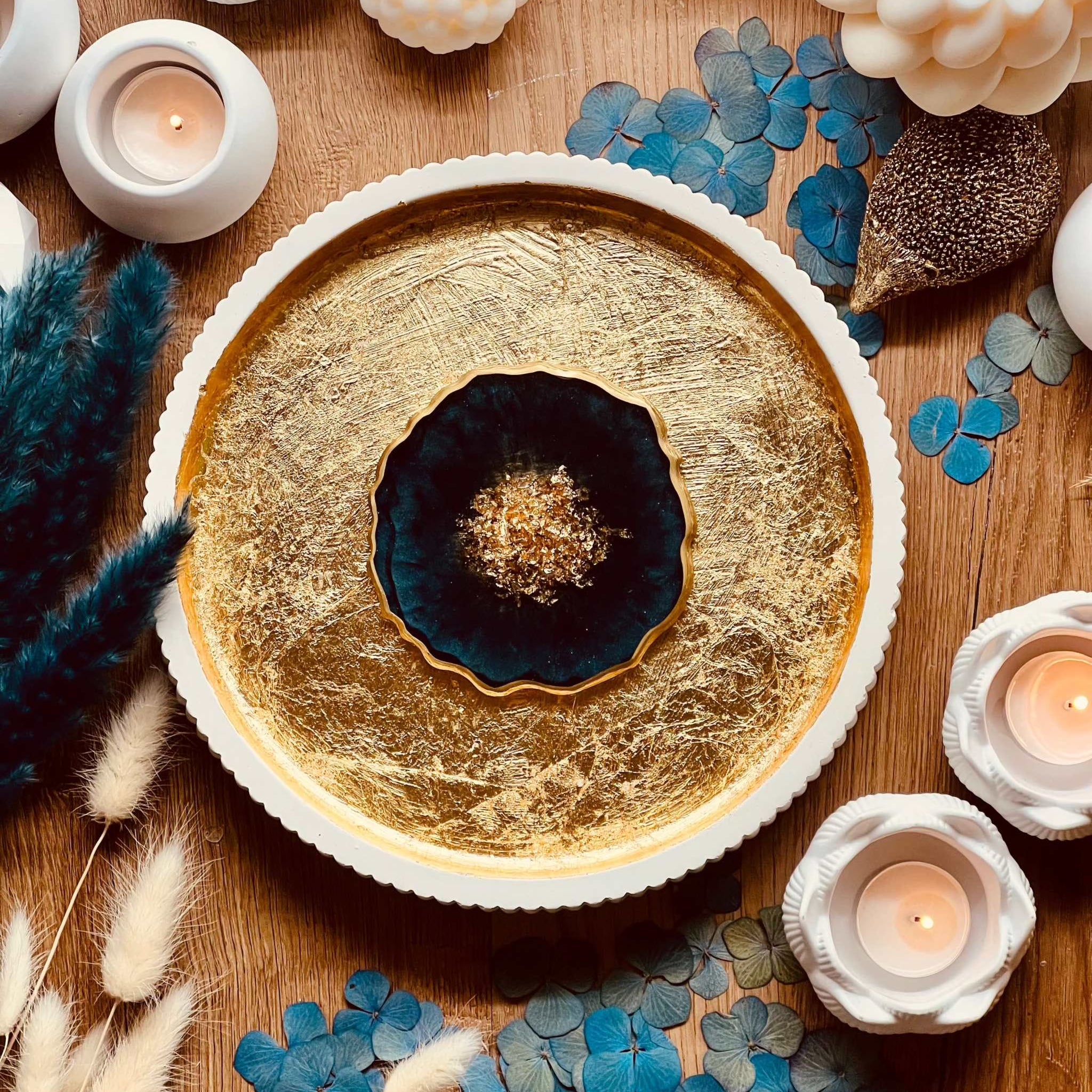 Untersetzer aus Resin in Petrol mit Gold