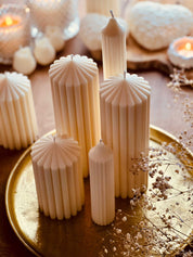 Hochwertige Kerze aus Rapswachs in kreativer Form, vegan und handgefertigt – ein schönes Geschenk für nachhaltige Dekofans.